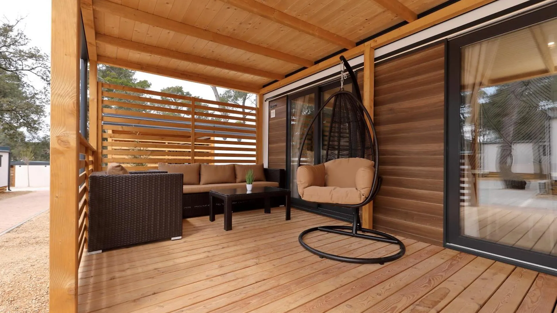 Camping Park Soline Mobile Homes Биоград-на-Мору 4*,