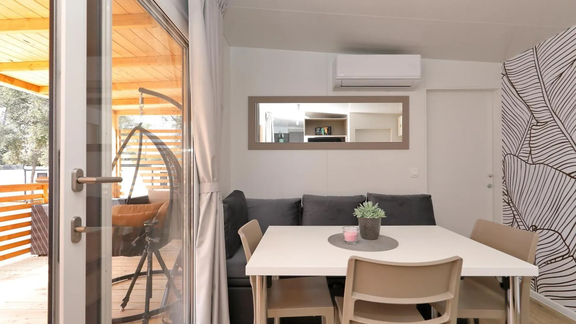 Camping Park Soline Mobile Homes Biograd Na Moru 4*,