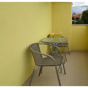 Apartment Aprtment Close To Center, Zadar