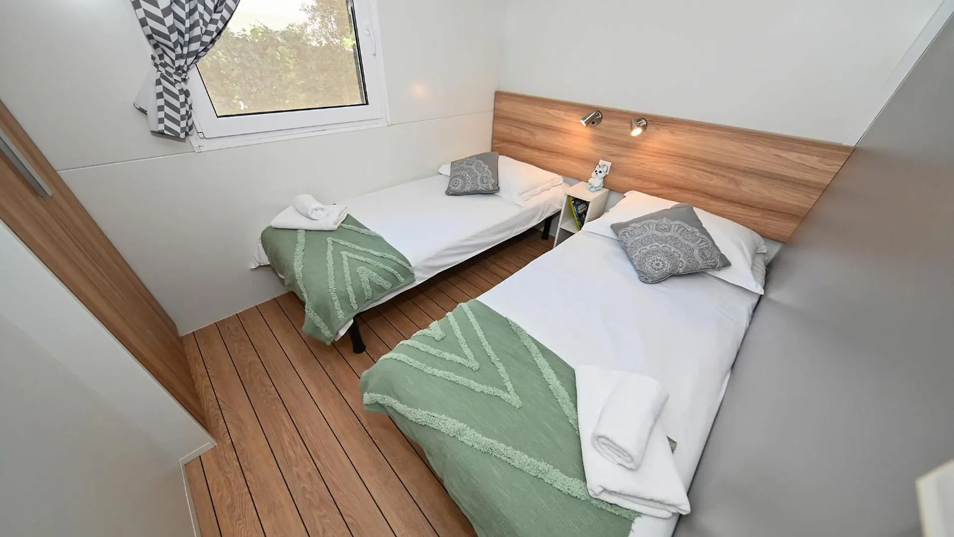 Camping Park Soline Mobile Homes Biograd Na Moru Campeggio