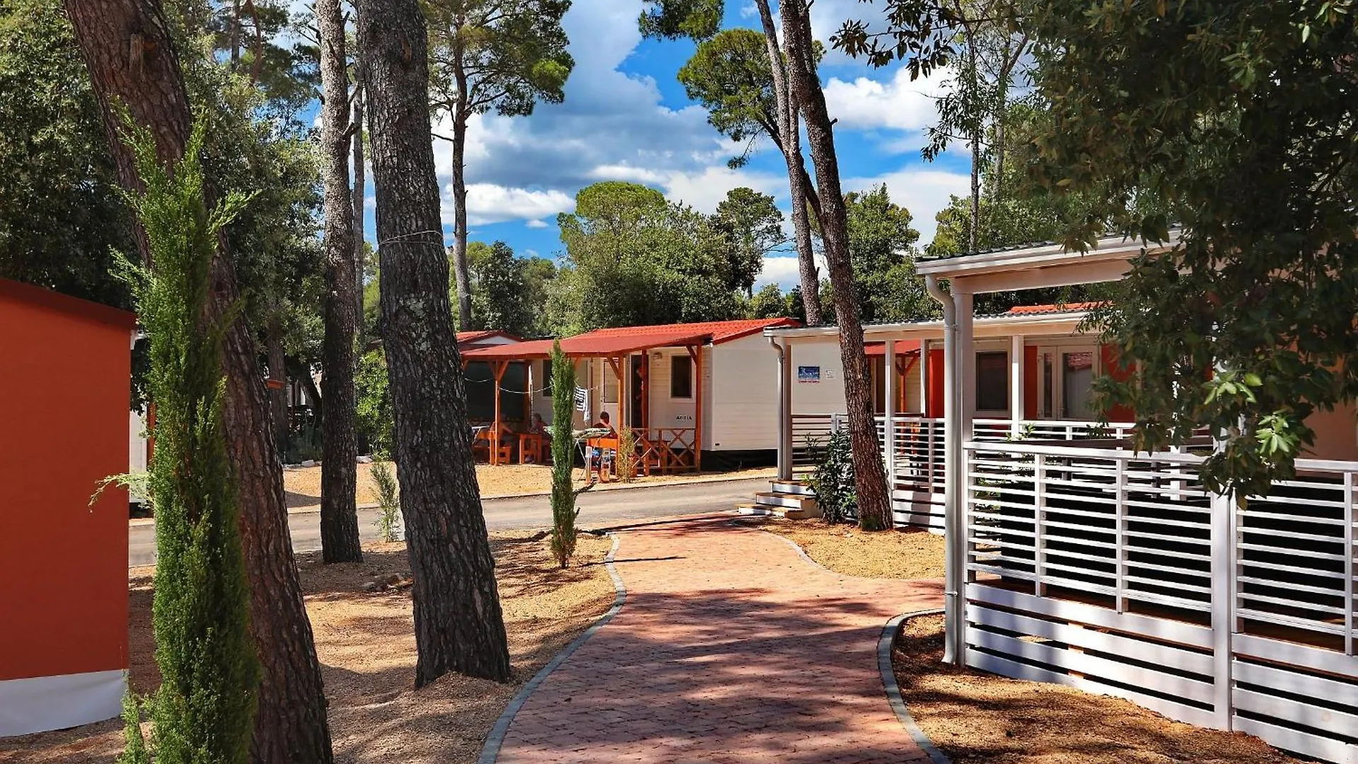 Camping Park Soline Mobile Homes Biograd Na Moru Croazia